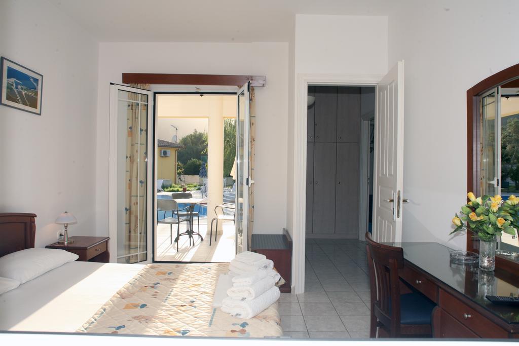 Iliaktida Studio-Villas Frínion Zimmer foto