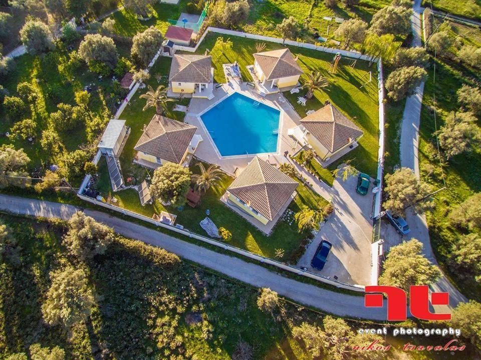 Iliaktida Studio-Villas Frínion Exterior foto